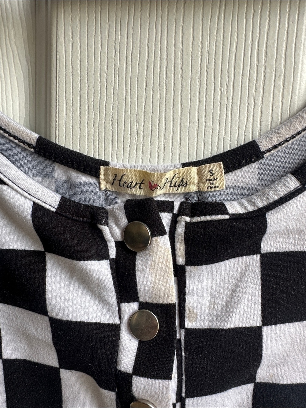 Heart Hips Black & White Checker Crop Tank - Picture 2 of 2